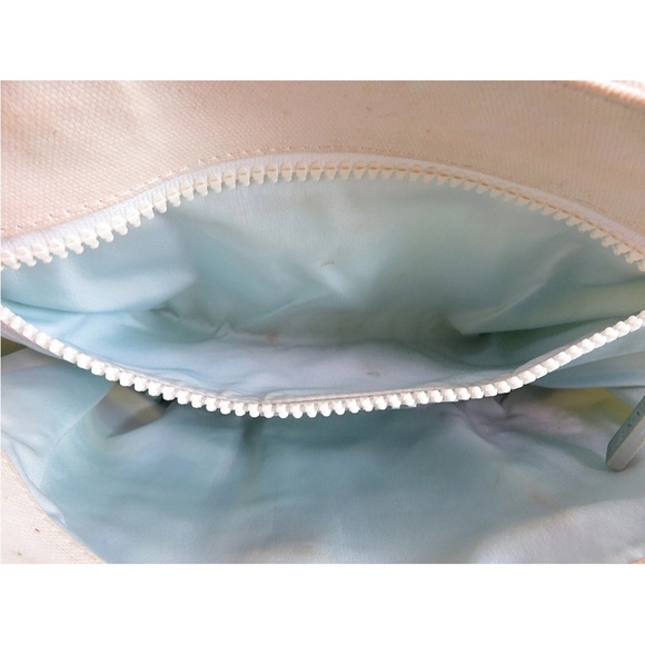 CHANEL Cream Tote with Red and Blue Accents - Picture 11 of 14